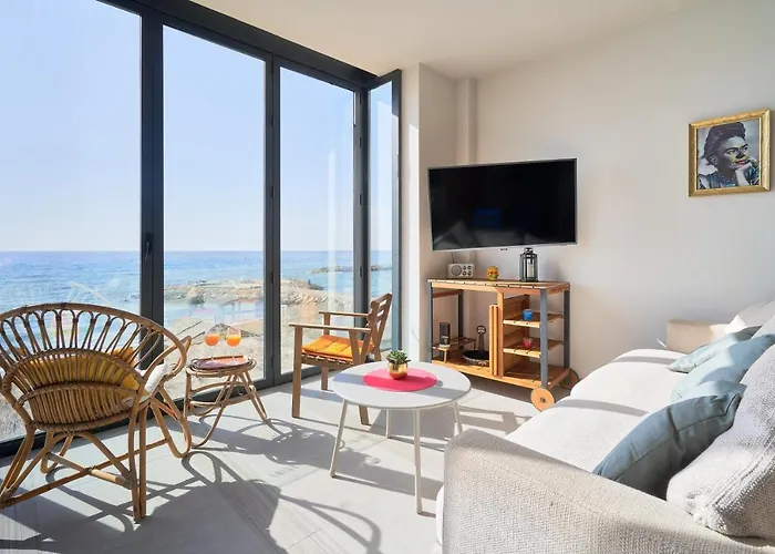 Frida Pahlo Apartment